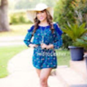 Meet your Posher, Kayla